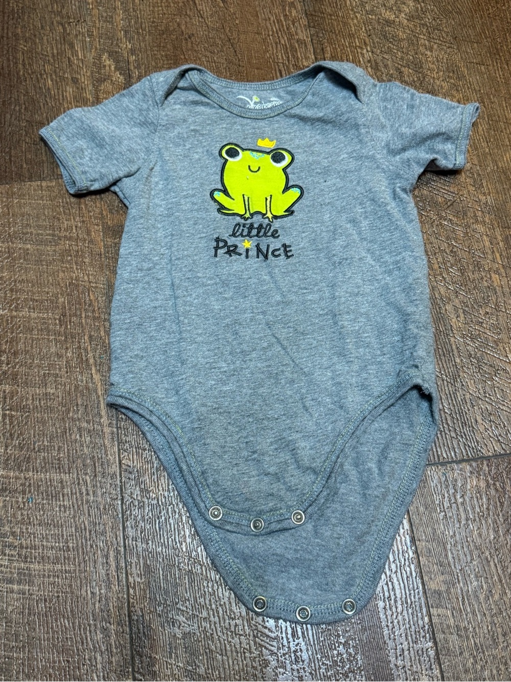 🌼4/$25🌼Baby Boy 9 Month Onesie and Pant Bundle - Picture 4 of 6